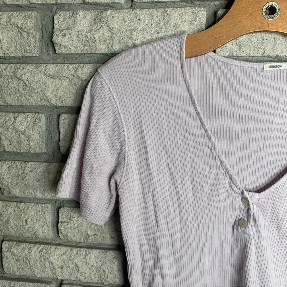 Monrow Ribbed V Neck Button Tee Shirt - Picture 5 of 7